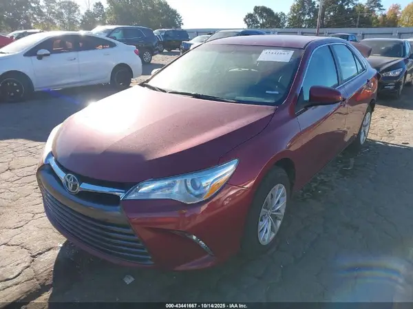 4T1BF1FK7HU668299 2017 TOYOTA CAMRY - Image 2