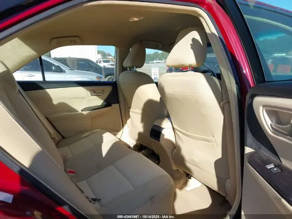 4T1BF1FK7HU668299 2017 TOYOTA CAMRY - Image 8