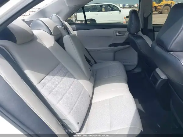 4T1BF1FK7HU669310 2017 TOYOTA CAMRY - Image 8