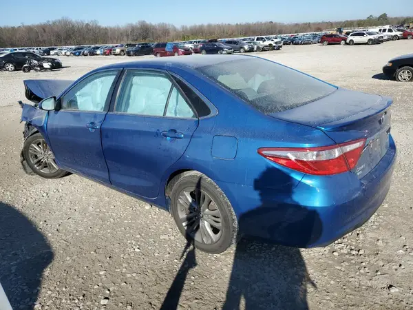 4T1BF1FK7HU673132 2017 TOYOTA CAMRY - Image 2