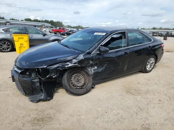 4T1BF1FK7HU677259 2017 TOYOTA CAMRY - Image 1