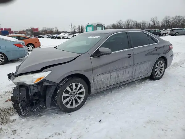 4T1BF1FK7HU685927 2017 TOYOTA CAMRY - Image 1