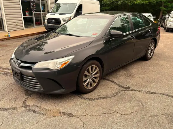 4T1BF1FK7HU694322 2017 TOYOTA CAMRY - Image 2