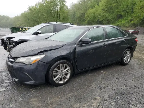 4T1BF1FK7HU695261 2017 TOYOTA CAMRY - Image 1