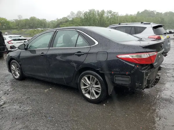 4T1BF1FK7HU695261 2017 TOYOTA CAMRY - Image 2