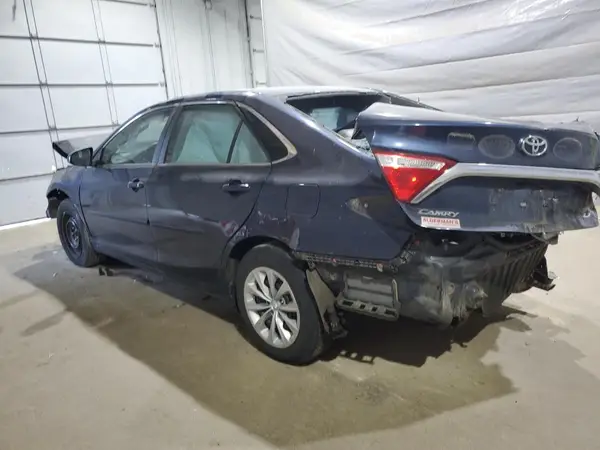 4T1BF1FK7HU697298 2017 TOYOTA CAMRY - Image 2