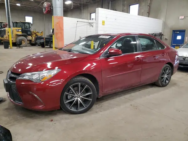 4T1BF1FK7HU697415 2017 TOYOTA CAMRY - Image 1