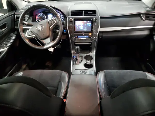 4T1BF1FK7HU697415 2017 TOYOTA CAMRY - Image 8
