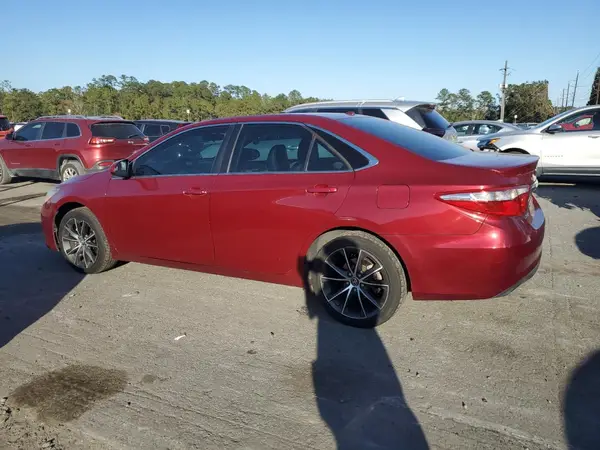 4T1BF1FK7HU698564 2017 TOYOTA CAMRY - Image 2