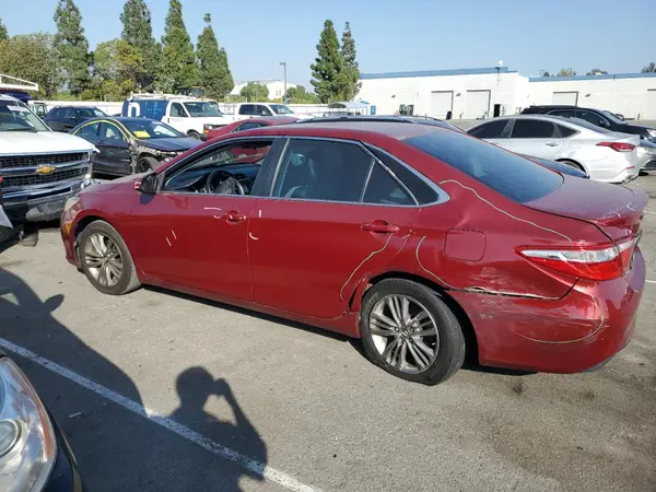 4T1BF1FK7HU704069 2017 TOYOTA CAMRY - Image 2