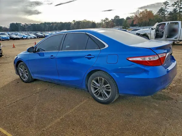 4T1BF1FK7HU706713 2017 TOYOTA CAMRY - Image 2