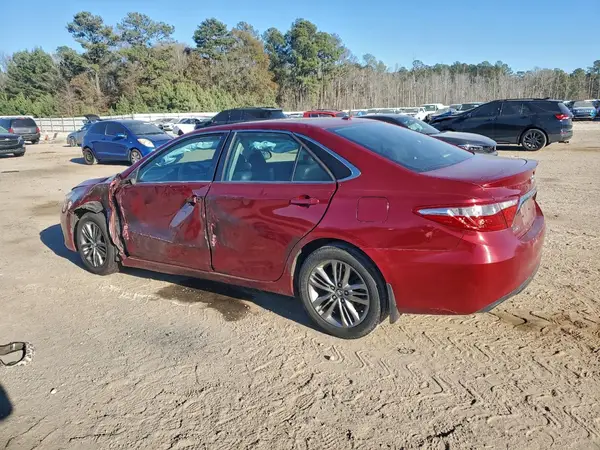 4T1BF1FK7HU718814 2017 TOYOTA CAMRY - Image 2