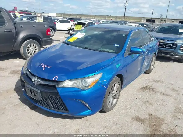 4T1BF1FK7HU723785 2017 TOYOTA CAMRY - Image 2