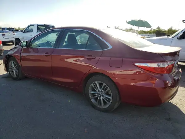 4T1BF1FK7HU725908 2017 TOYOTA CAMRY - Image 2