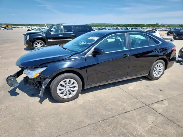4T1BF1FK7HU726704 2017 TOYOTA CAMRY - Image 1
