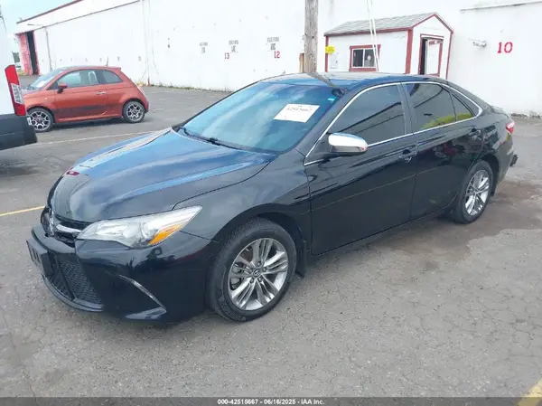 4T1BF1FK7HU726752 2017 TOYOTA CAMRY - Image 2