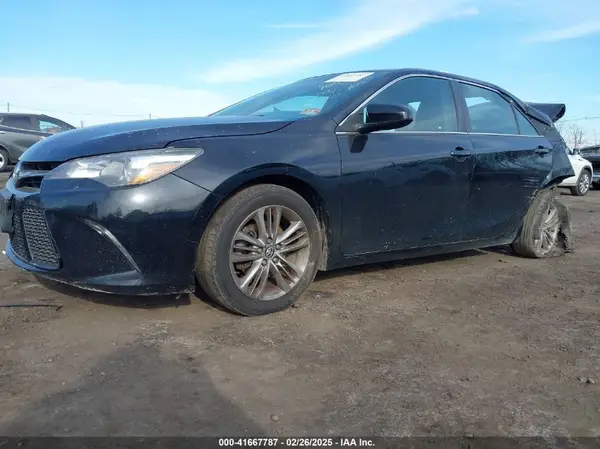 4T1BF1FK7HU727299 2017 TOYOTA CAMRY - Image 2