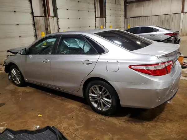 4T1BF1FK7HU729280 2017 TOYOTA CAMRY - Image 2