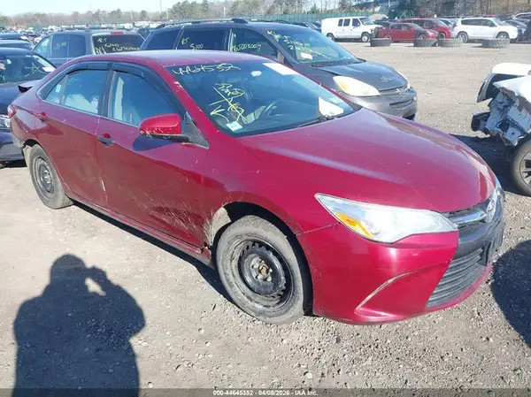 4T1BF1FK7HU733197 2017 TOYOTA CAMRY - Image 1