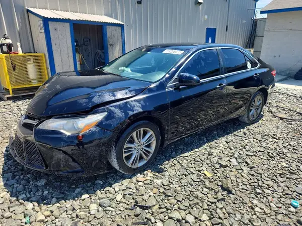 4T1BF1FK7HU738366 2017 TOYOTA CAMRY - Image 1