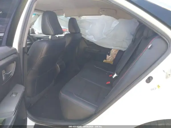 4T1BF1FK7HU739825 2017 TOYOTA CAMRY - Image 8