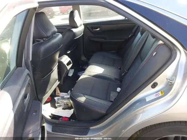 4T1BF1FK7HU747262 2017 TOYOTA CAMRY - Image 8