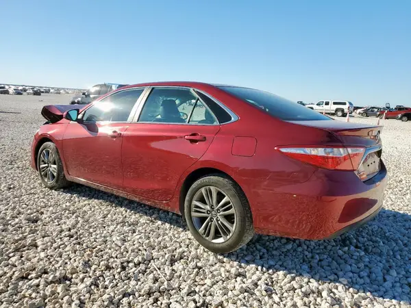 4T1BF1FK7HU748847 2017 TOYOTA CAMRY - Image 2
