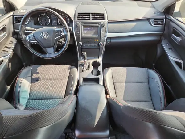 4T1BF1FK7HU748976 2017 TOYOTA CAMRY - Image 8