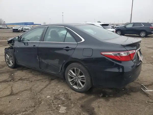 4T1BF1FK7HU755751 2017 TOYOTA CAMRY - Image 2