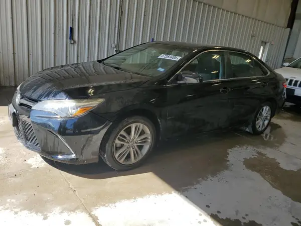 4T1BF1FK7HU758553 2017 TOYOTA CAMRY - Image 1