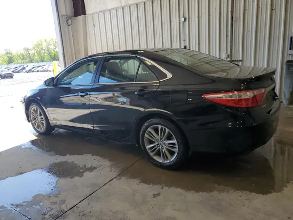 4T1BF1FK7HU758553 2017 TOYOTA CAMRY - Image 2