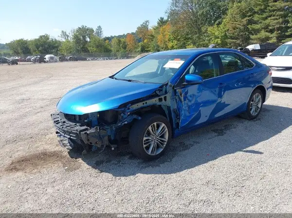4T1BF1FK7HU759900 2017 TOYOTA CAMRY - Image 2