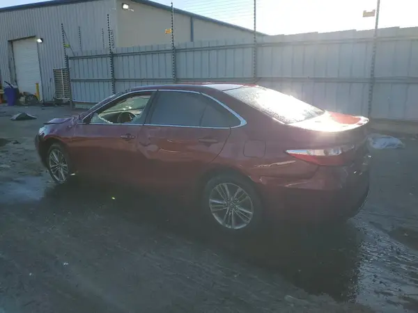 4T1BF1FK7HU760156 2017 TOYOTA CAMRY - Image 2