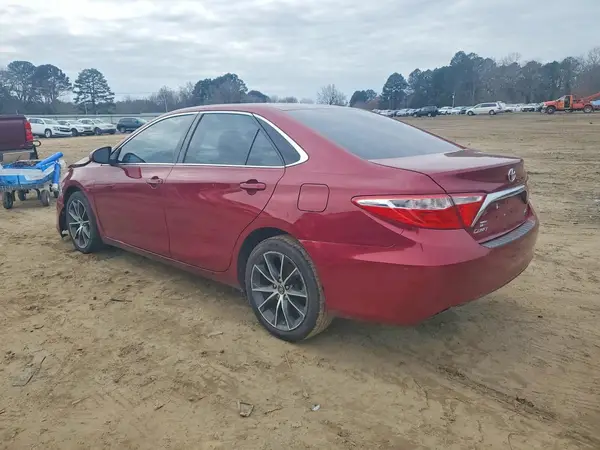 4T1BF1FK7HU761856 2017 TOYOTA CAMRY - Image 2