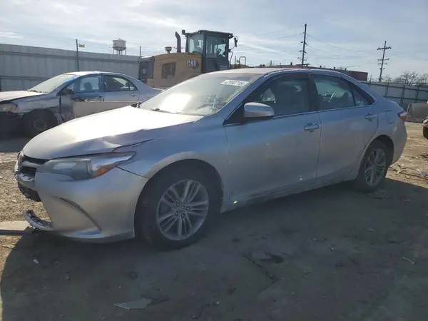 4T1BF1FK7HU762697 2017 TOYOTA CAMRY - Image 1
