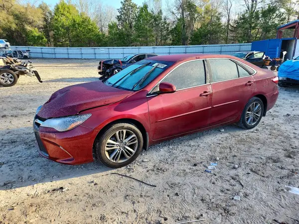 4T1BF1FK7HU763008 2017 TOYOTA CAMRY - Image 1
