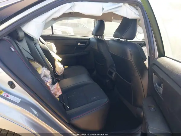 4T1BF1FK7HU764319 2017 TOYOTA CAMRY - Image 8