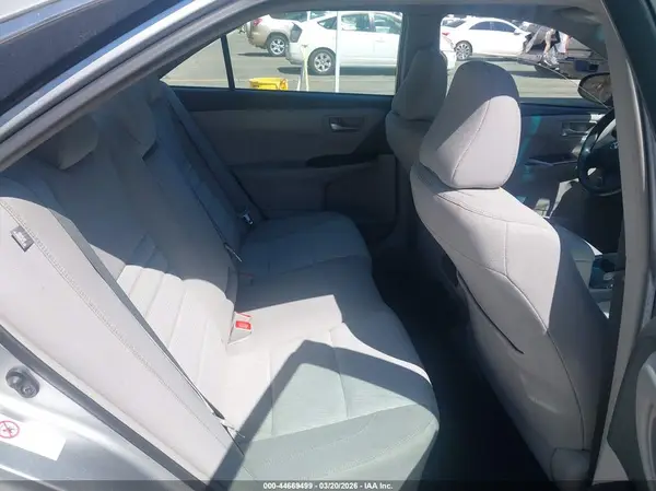 4T1BF1FK7HU771352 2017 TOYOTA CAMRY - Image 8