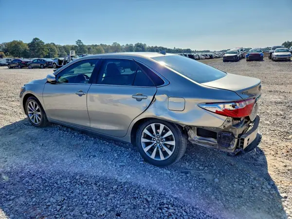 4T1BF1FK7HU774316 2017 TOYOTA CAMRY - Image 2