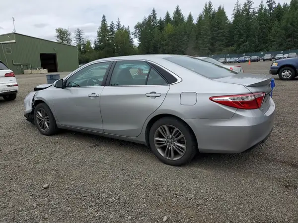 4T1BF1FK7HU775126 2017 TOYOTA CAMRY - Image 2
