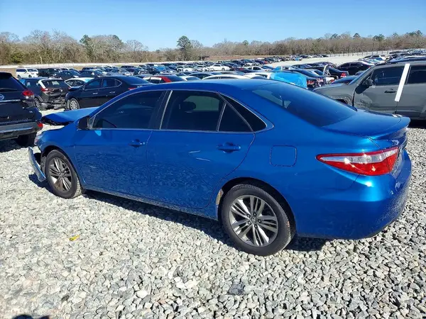 4T1BF1FK7HU780178 2017 TOYOTA CAMRY - Image 2