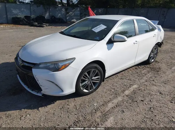 4T1BF1FK7HU783145 2017 TOYOTA CAMRY - Image 2