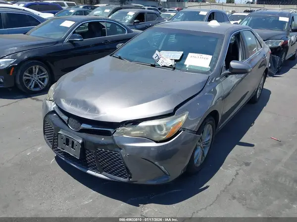 4T1BF1FK7HU783212 2017 TOYOTA CAMRY - Image 2