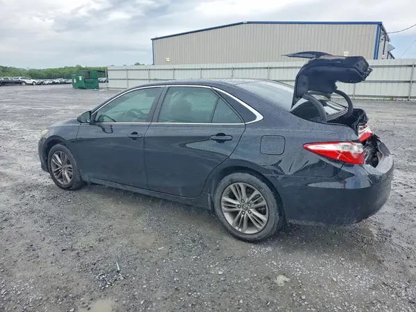 4T1BF1FK7HU784795 2017 TOYOTA CAMRY - Image 2