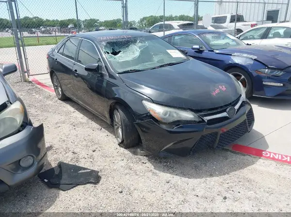 4T1BF1FK7HU785526 2017 TOYOTA CAMRY - Image 1