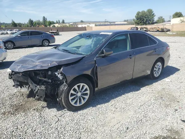 4T1BF1FK7HU794016 2017 TOYOTA CAMRY - Image 1