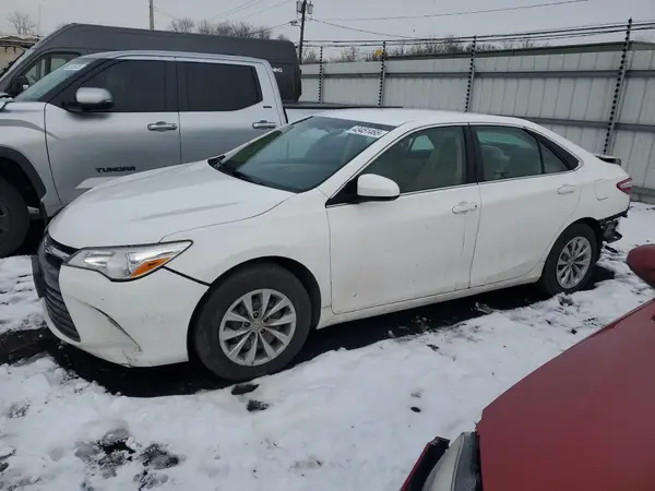 4T1BF1FK7HU794436 2017 TOYOTA CAMRY - Image 1