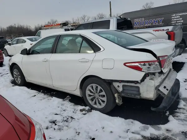 4T1BF1FK7HU794436 2017 TOYOTA CAMRY - Image 2
