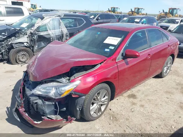 4T1BF1FK7HU796641 2017 TOYOTA CAMRY - Image 2