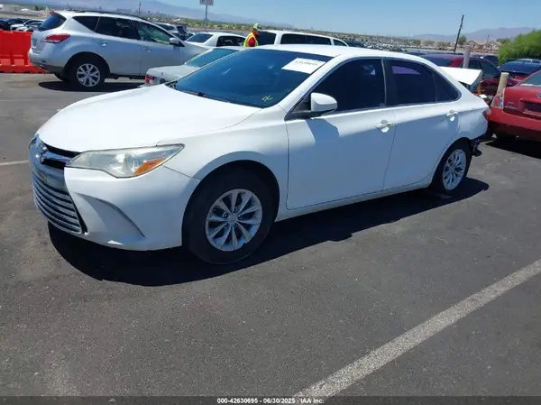 4T1BF1FK7HU797062 2017 TOYOTA CAMRY - Image 2